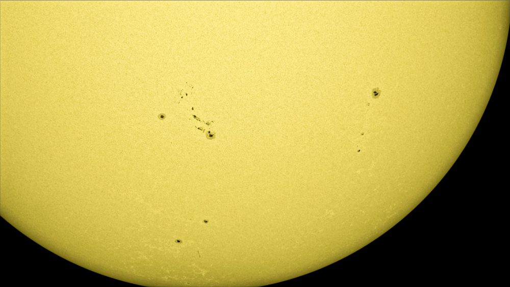 Manchas Solares — Luz Branca